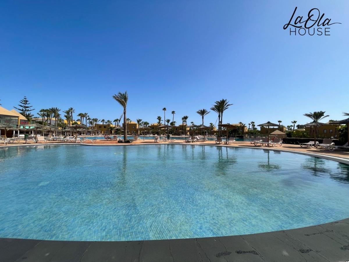 La Ola House Precioso Apartamento Con Piscina Corralejo Exteriör bild